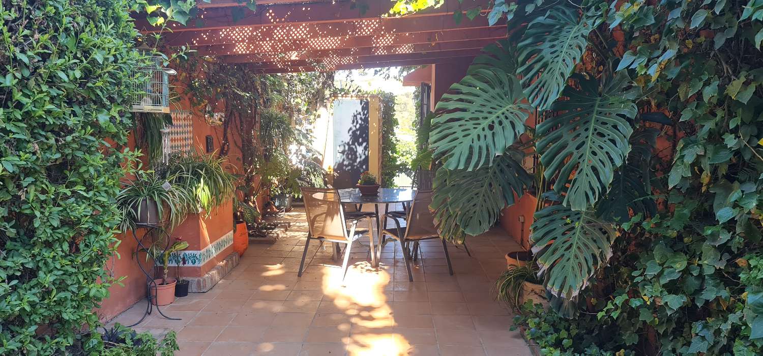 Chalet for sale in Mijas