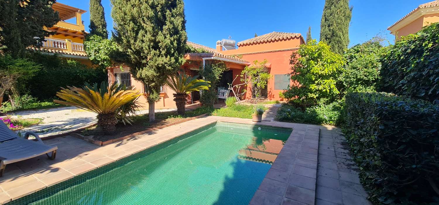 Chalet for sale in Mijas