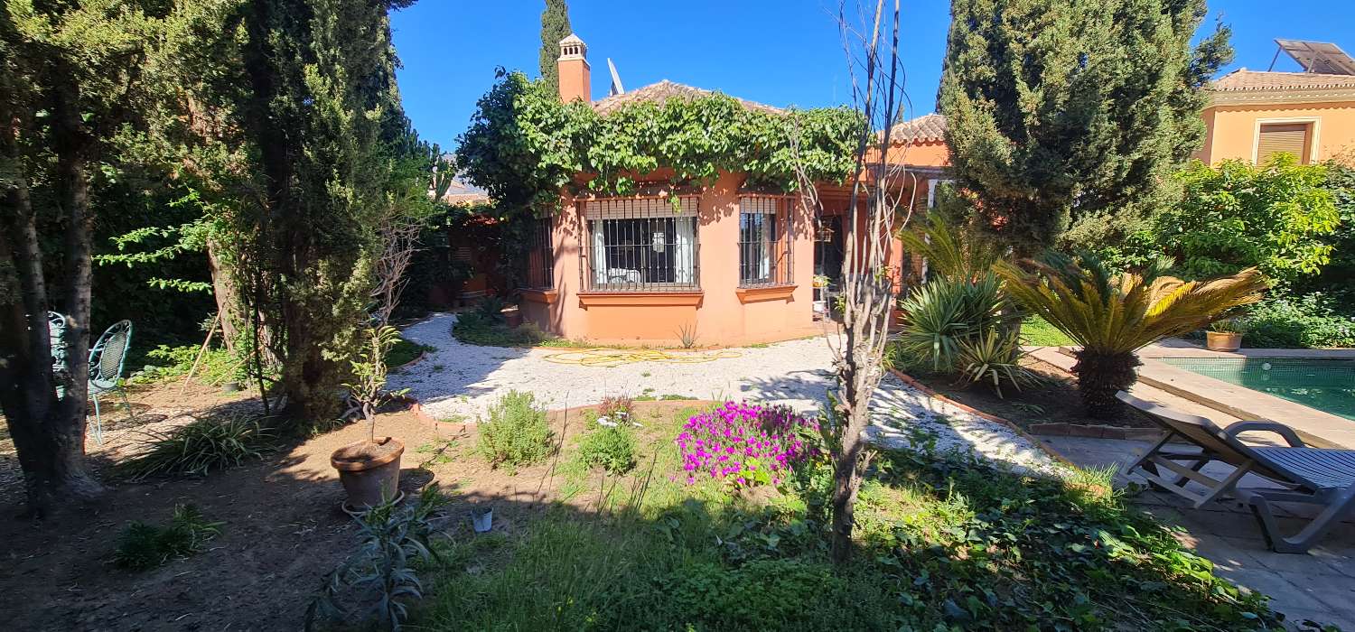 FANTASTICA VILLA INDEPENDIENTE EN UNA SOLA PLANTA