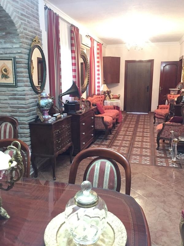 Villa en venta en Alhaurín de la Torre